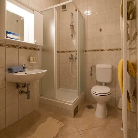 Mary Apartment Bol